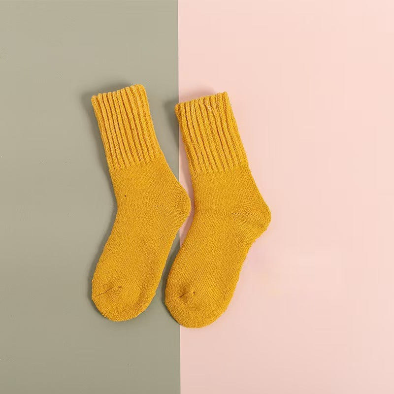 Female Wool Mid-Calf Socks