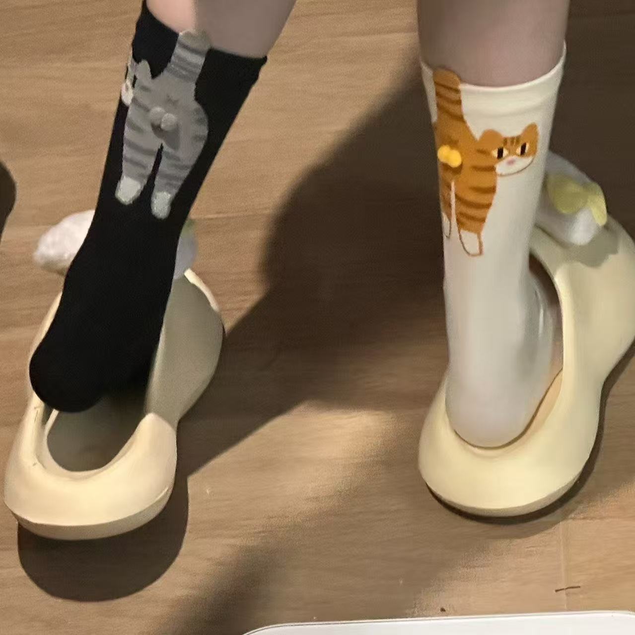 Female Cat Cotton Mid Socks