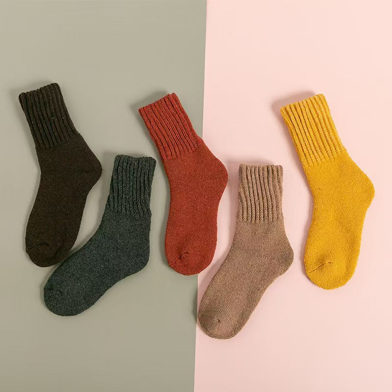 Female Wool Mid-Calf Socks
